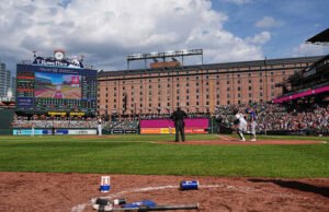 Panggilan wasit robot penutup pertandingan pertama memberi Suárez penyelamatan pertama dalam 9 tahun sebagai Rangers teratas O 8-3