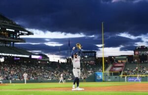 Pelanggaran drone terhadap wilayah udara terbatas di pertandingan Colorado Rockies segera mendapat peringatan dari pihak berwenang