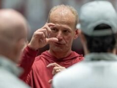 Alabama memberi penghargaan kepada Kalen DeBoer dan Nate Oats dengan kenaikan gaji dan perpanjangan kontrak