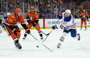McDavid adalah keputusan waktu permainan saat Oilers menghadapi eliminasi di Game 5 melawan Ducks