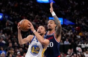 Stephen Curry, Al Horford memimpin Warriors melewati Clippers 126-121 dengan comeback besar-besaran