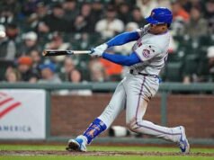 Siput Mets Juan Soto meninggalkan pertandingan melawan Giants karena betis kanan terasa kaku; MRI ditetapkan untuk hari Sabtu