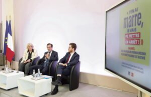 Alih-alih mengatasi memburuknya kondisi kerja, pemerintah lebih memilih untuk memburu cuti sakit