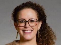 Terpilih sebagai presiden antarkomunitas berpenduduk 730.000 jiwa di Île-de-France, Méhadée Bernard mengumumkan “pelayanan publik untuk semua”