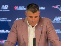 Mike Vrabel mengatakan dia bertanggung jawab atas gangguan yang ada, dan tidak membahas secara spesifik