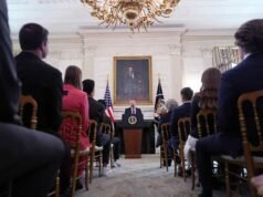 Trump memperbarui seruannya agar Kongres melakukan intervensi dan mengesahkan undang-undang untuk mengontrol olahraga kampus