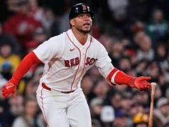 Willson Contreras memperingatkan Brewers jika mereka memukulnya dengan lemparan lain, dia akan ‘menghabiskan salah satu dari mereka’