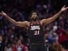 Joel Embiid kembali dengan berani setelah menjalani operasi usus buntu. 76ers masih kesulitan melawan Boston