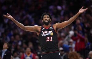 Joel Embiid kembali dengan berani setelah menjalani operasi usus buntu. 76ers masih kesulitan melawan Boston