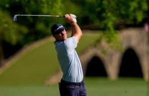 Justin Rose memudar di Masters, masih bergabung dengan Scheffler dalam perburuan di belakang pemimpin McIlroy dan Burns