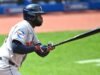 Yordan Alvarez dari Astros memimpin MLB dengan 11 homer dan satu rekan setimnya membandingkannya dengan Barry Bonds