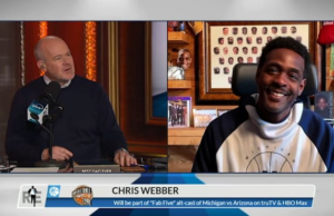 Chris Webber berbicara tentang reuni bola basket Michigan-Arizona Final Four, Fab Five di Rich Eisen Show