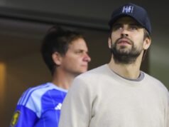 Legenda Barcelona memberikan kata-kata yang meyakinkan kepada Pau Cubarsi setelah Atletico dikeluarkan dari lapangan