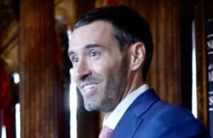 Anthony Bourbon lolos dari penipuan real estate yang hampir merugikannya