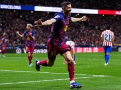 Agen striker veteran akan bertemu dengan pejabat Barcelona pada bulan Mei untuk membahas kesepakatan baru