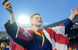 Gelandang menjanjikan membuka pintu bagi kepindahan Barcelona – ‘Jika mereka meminta saya bernegosiasi, saya sepenuhnya bersedia’