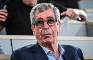 Petugas polisi berubah menjadi pengemudi pribadi dan pekerjaan fiktif seorang kerabat: satu tahun penjara diperlukan untuk melawan Patrick Balkany