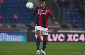 Barcelona mengincar pemain internasional Kolombia sebagai alternatif potensial untuk target pertahanan teratas