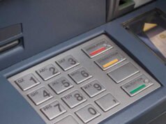 Bagaimana cara menarik uang tanpa kartu bank?