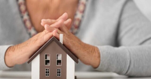 credit-immobilier-apres-60-ans-ces-solutions-pour-emprunter-selon-votre-situation.jpg