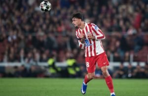 Barcelona mempertimbangkan keluhan resmi kepada UEFA setelah seruan handball diabaikan dalam pertandingan Atletico