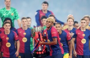Barcelona bisa menerima trofi La Liga di hari El Clasico vs Real Madrid