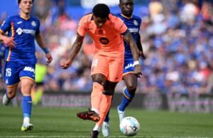 Bintang Barcelona ingin tetap di klub dengan segala cara di tengah ketidakpastian mengenai kepindahan permanen