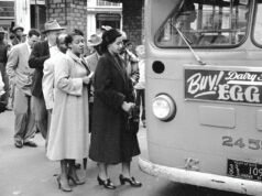 Dekolonisasi, feminisme, Perang Dingin, gerakan hak-hak sipil… bagaimana tahun 1956 menjungkirbalikkan dunia