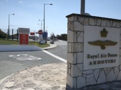 Siprus ingin merundingkan kembali kendali atas pangkalan militer Inggris di wilayahnya