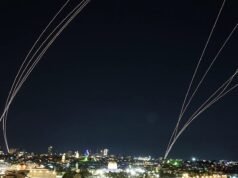 Iran meluncurkan salvo rudal terbesar dalam tiga minggu ke arah Israel, kata IDF