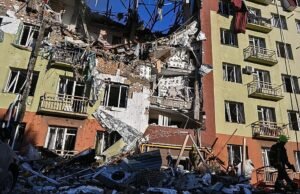 Vladimir Putin mengumumkan gencatan senjata dengan Ukraina untuk liburan Paskah Ortodoks