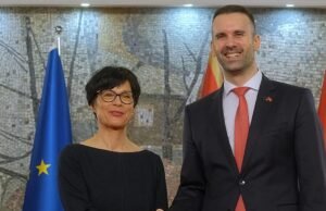 Montenegro mengambil langkah lain untuk bergabung dengan Uni Eropa