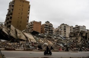 HIDUP. Perang di Timur Tengah: Tentara Israel mengebom pinggiran selatan Beirut