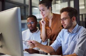 Industri, teknologi, transportasi… fokus pada sektor-sektor yang merekrut tenaga kerja sementara pengangguran meningkat