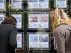 Real estat. Berapa lama waktu yang dibutuhkan untuk menjual properti di kota Anda?