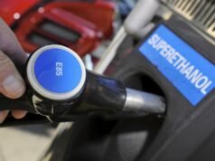 Hak otomatis. Mengemudi di E85 tanpa boks, apa risikonya dari segi hukum… dan asuransi?