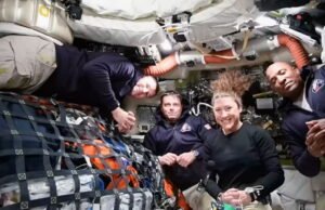 Ruang angkasa. “Kita sudah setengah jalan”: Astronot Artemis semakin dekat ke Bulan