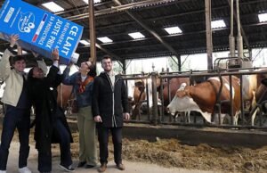 Ain. 2.500 produsen susu, 17.000 anggota: merek Siapa bosnya?! merayakan hari jadinya yang kesepuluh