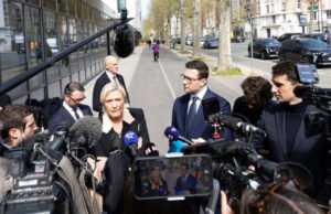 Reli Nasional pada titik tertingginya satu tahun sebelum pemilu