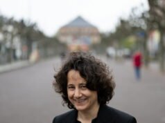 juga. Chrysoline Dupont memimpin Opéra nasional du Rhin yang segera dibangun