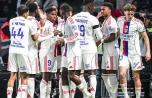 Lyon menjatuhkan PSG di Parc des Princes