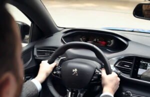 Lebih dari 200.000 mobil ditarik kembali di Prancis oleh Stellantis karena risiko kebakaran, model mana yang terkena dampaknya?