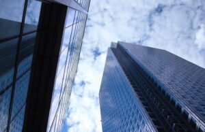 Hasil SCPI: mengapa membeli secara kredit bahkan lebih menguntungkan secara riil