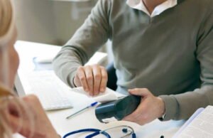 Asuransi jiwa terlalu menarik… investor kecil ini tertipu oleh penipu